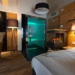 Mont Nevada - & Hotel 4*